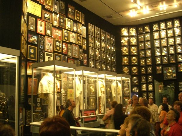Elvis Presley